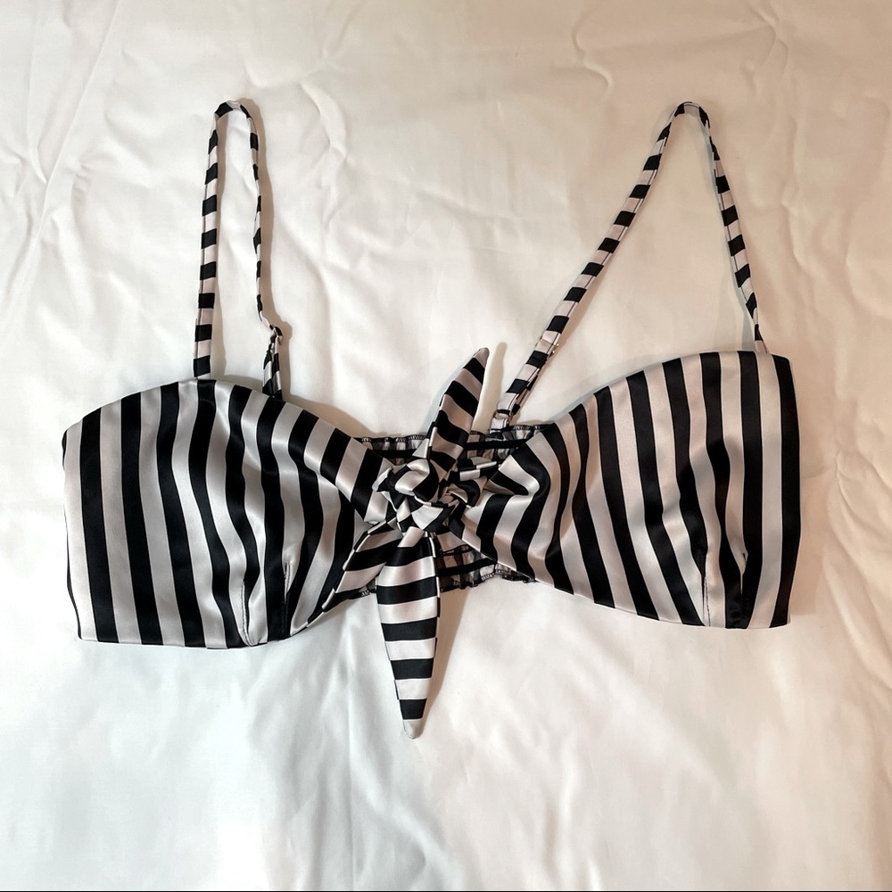Victoria's Secret black pink Stripe bralette smoked back tie front size Large